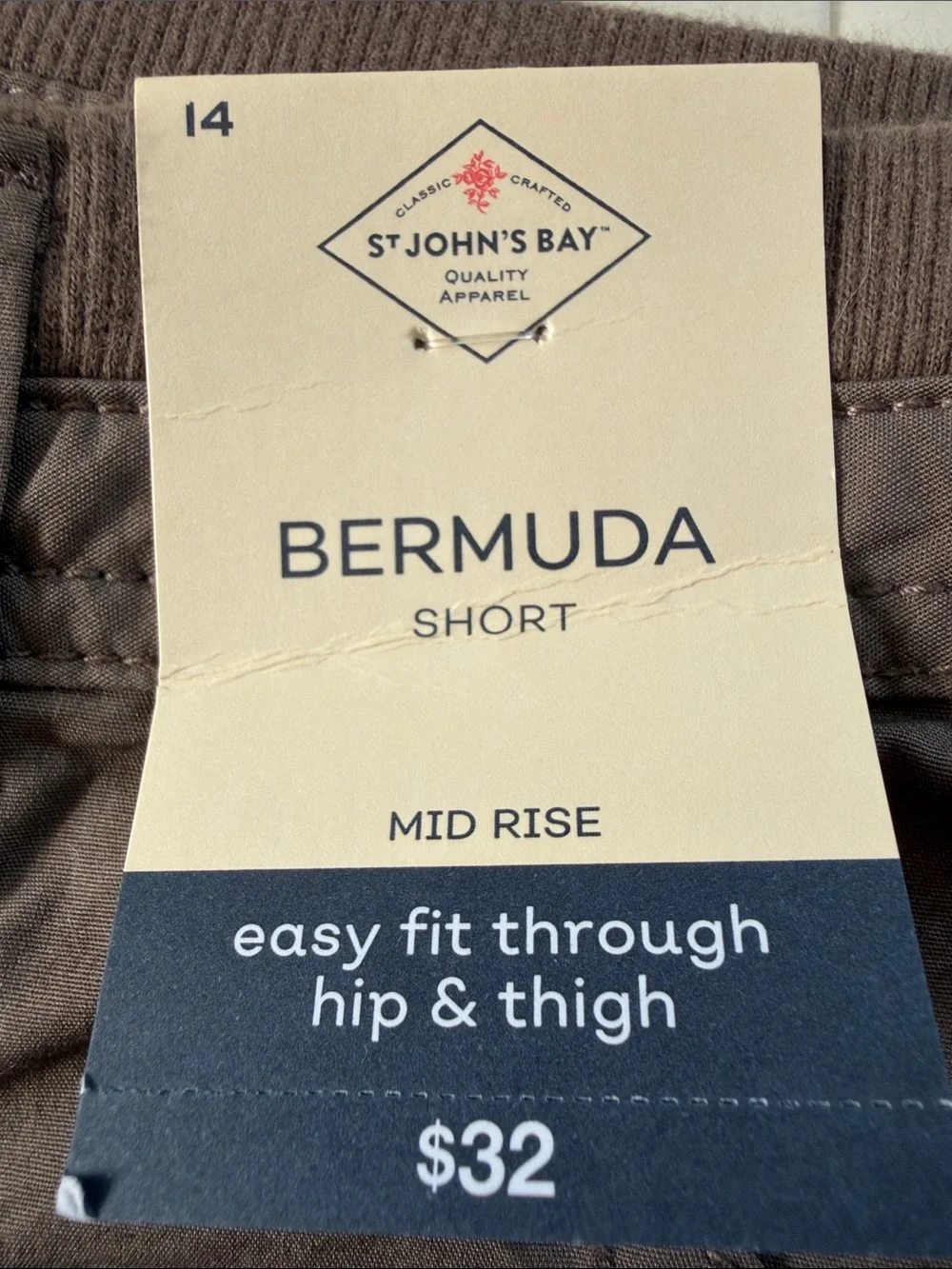 NWT St John’s Bay Bermuda Shorts Size 14 Brown